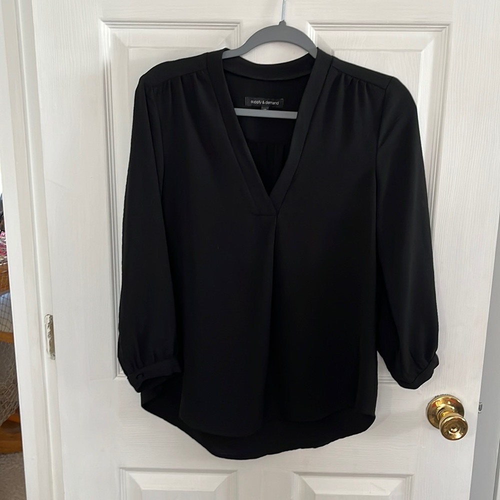 Extra small black from supply and demand blouse